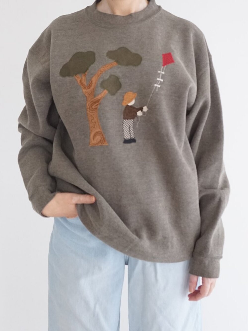 Vintage Oneita Kite Scene Patchwork Embroidered Quilted Oak Outdoor Sweatshirt L